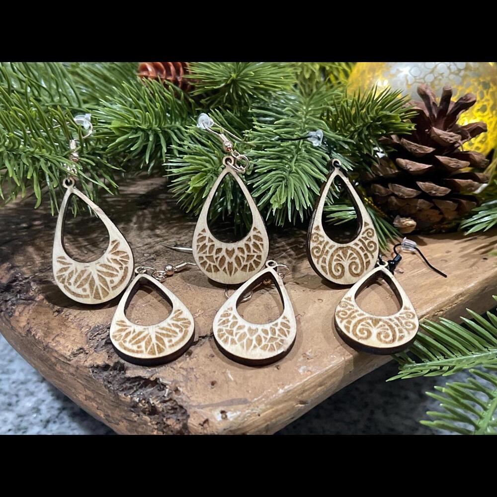 Handmade teardrop sunflower earrings